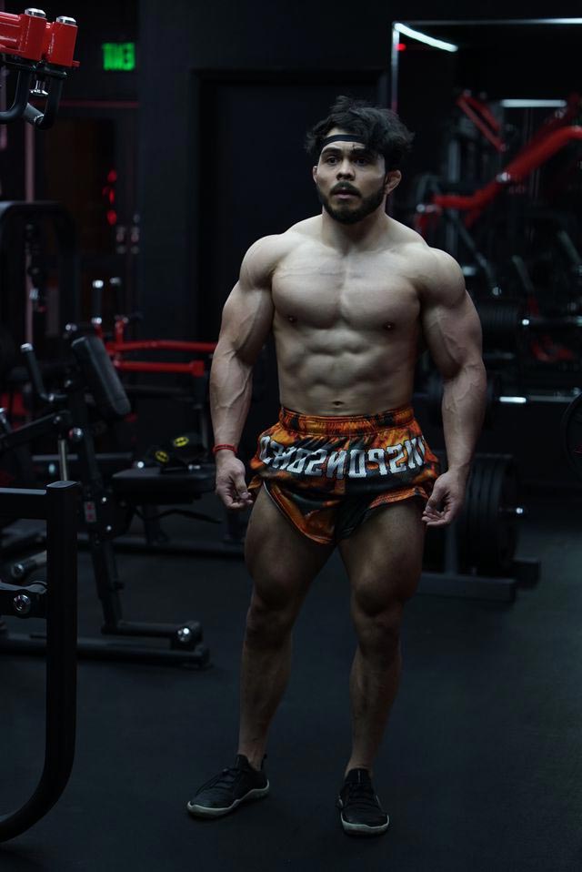 Coach during a workout session in the gym